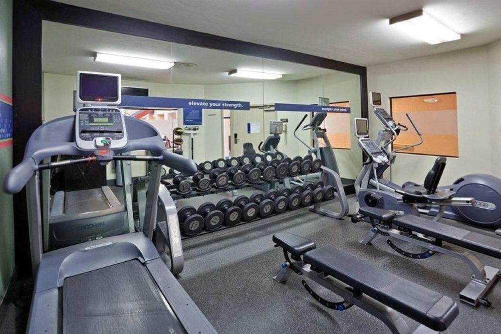 Four Points By Sheraton - Sea World Hotel